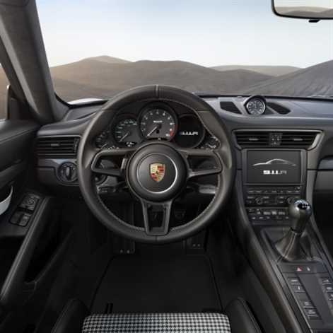 911 R i 718 Boxster - premiery Porsche w Poznaniu